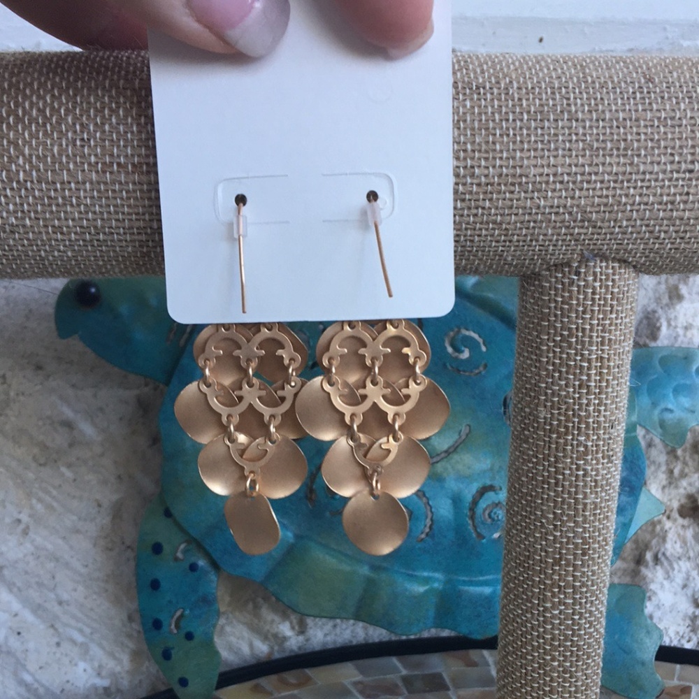 LAST SETMatte Finish goldtone Chandelier earrings - Picture 5 of 6